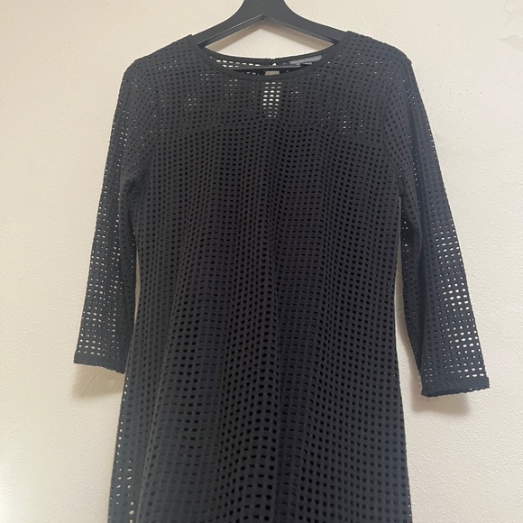 Black Dress - Picture 3 of 10